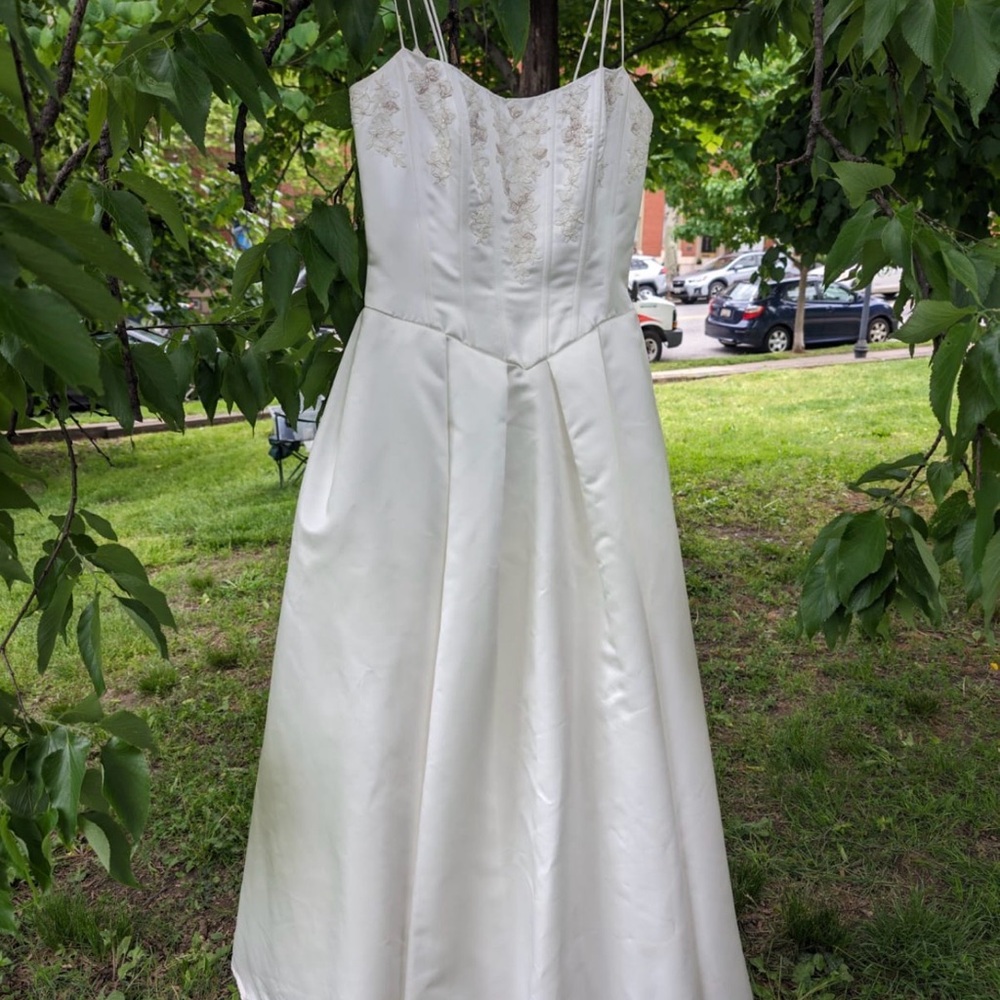 Elegant White Gown with Embroidered Details